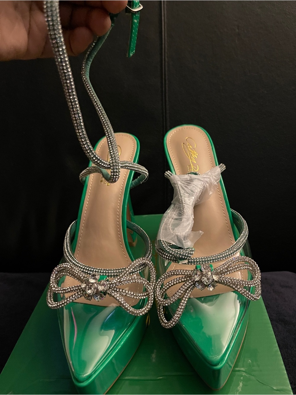 Cathy Din Ddk Shauna Crystal Bow Patent Women's Platform Heels Sz 8.5 — image 5 of 8